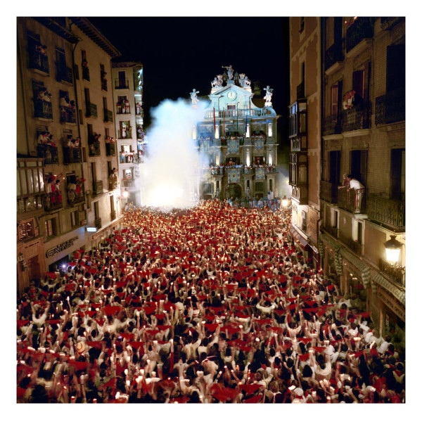 The saddest day - the pobre de mí, ‘poor me’ – at the Ayuntiamento which marks the end of Fiesta at midnight on July 14th (Photo: Jim Hollander)